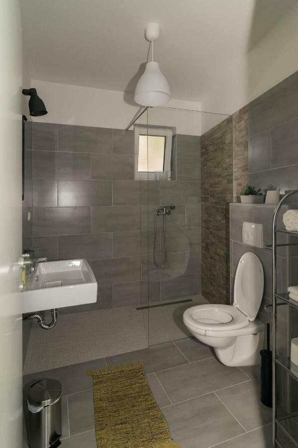Marinovic Apartment *